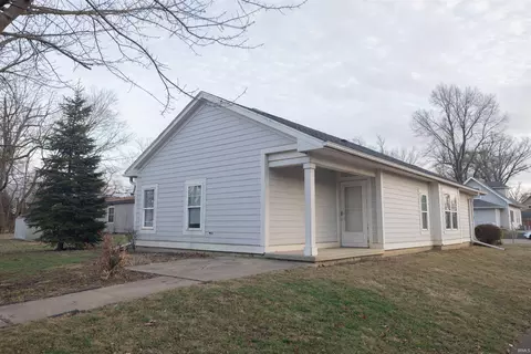 700 E 8th St, Muncie, IN 47302 photo 2
