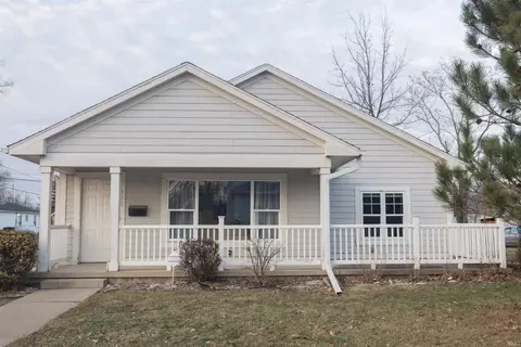 700 E 8th St, Muncie, IN 47302 photo 3