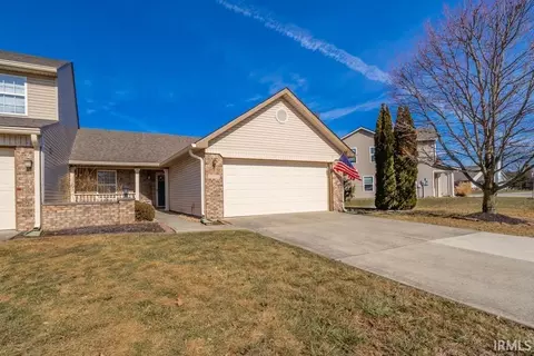 1208 Worcester Way, Greenfield, IN 46140