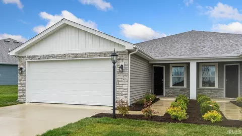 1030 Butler Lake Ct, Fort Wayne, IN 46818
