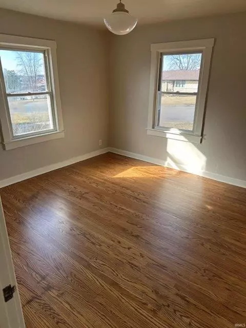 Bedroom - 926 Macarthur Street St, Jasper, IN 47546 photo 3 of 3