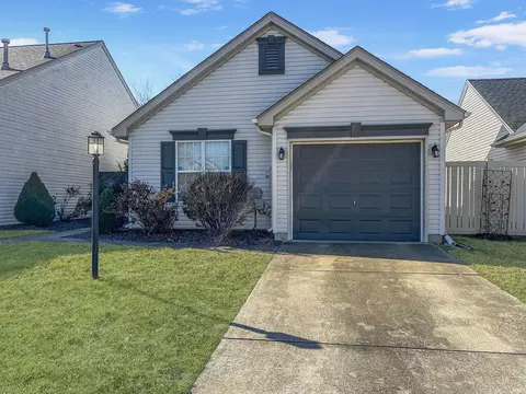 9620 Cayes Dr, Evansville, IN 47725