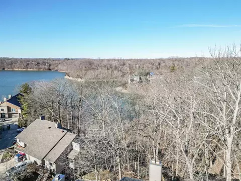 View/Area - 1835 E Waters Edge Dr, Bloomington, IN 47401 photo 3 of 5
