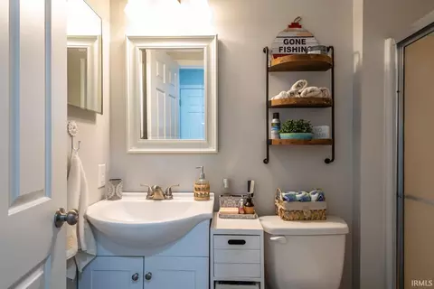 Bath - 1835 E Waters Edge Dr, Bloomington, IN 47401 photo 1 of 1