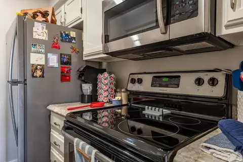 Kitchen - 1835 E Waters Edge Dr, Bloomington, IN 47401 photo 2 of 3