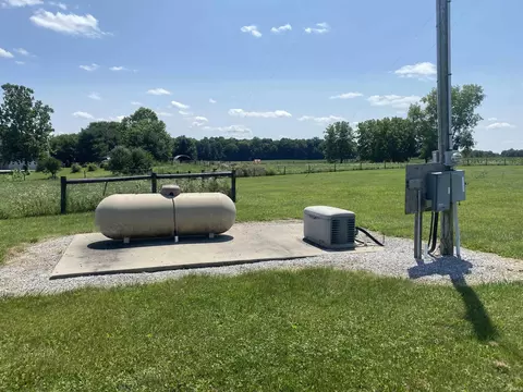 9255 S 600 E, Claypool, IN 46510 photo 3