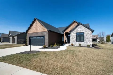 4016 Timber Ln, Elkhart, IN 46514