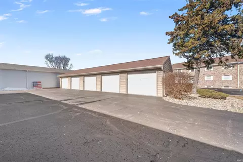 8986 E Hatchery Rd #7, Syracuse, IN 46567 photo 32
