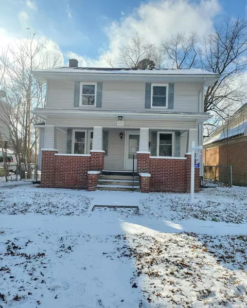 2720 John St, Fort Wayne, IN 46806