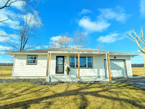 6019 S 600 W Rd, Claypool, IN 46510
