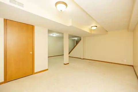 51180 Oak Lined Dr, Granger, IN 46530 photo 30