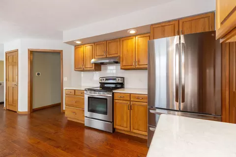 51180 Oak Lined Dr, Granger, IN 46530 photo 14