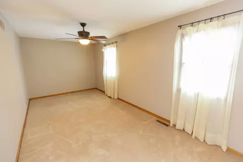 51180 Oak Lined Dr, Granger, IN 46530 photo 24