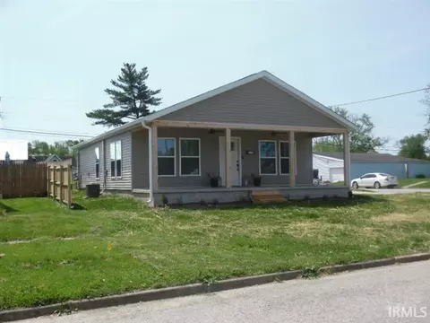 Exterior - 224 W Frank St, Mitchell, IN 47446 photo 1 of 3