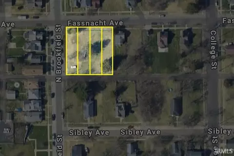 1810 Fassnacht Ave, South Bend, IN 46628