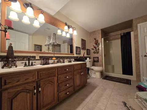 Bath - 2642 N 75 E Rd, Washington, IN 47501 photo 3 of 3