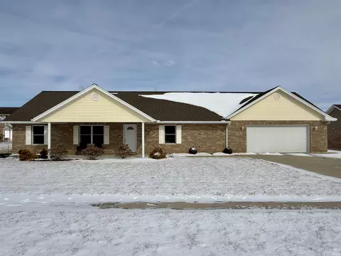 212 Prestige Dr, Muncie, IN 47303