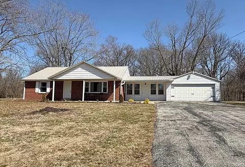 12 N State Road 61, Winslow, IN 47598