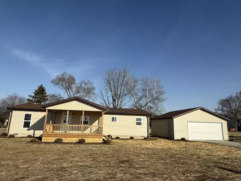 6912 N 700 W, Royal Center, IN 46978