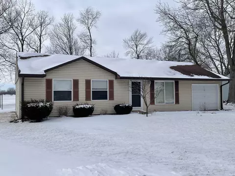220 N Meadow Ln, Albany, IN 47320