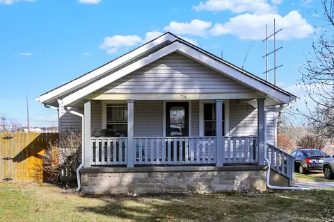 716 W Cherokee Dr, Bloomington, IN 47403