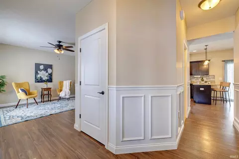 2770 E Creeks Edge Dr, Bloomington, IN 47401 photo 3