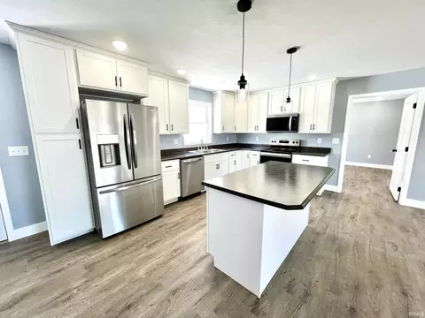 1123 Summit Ln, Bedford, IN 47421 photo 10