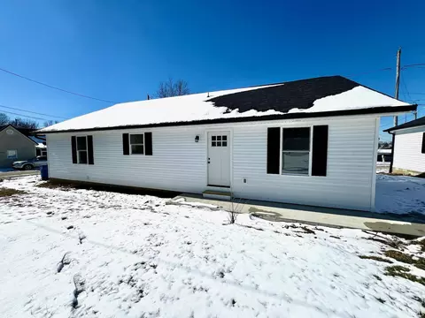 1123 Summit Ln, Bedford, IN 47421 photo 5