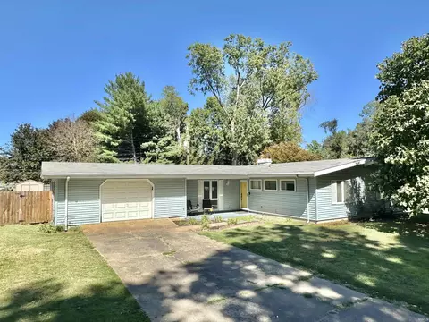7800 Lauderdale Dr, Evansville, IN 47715