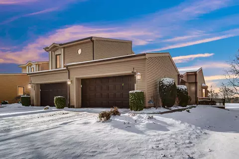 16496 Pretty View Dr, Plymouth, IN 46563