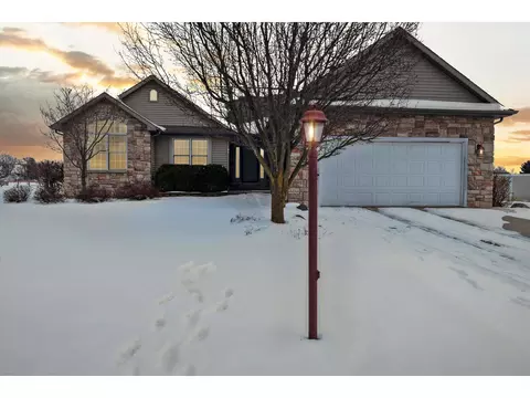 116 Westgate Blvd, Wakarusa, IN 46573 photo 2