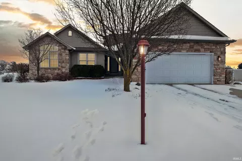 116 Westgate Blvd, Wakarusa, IN 46573 photo 1
