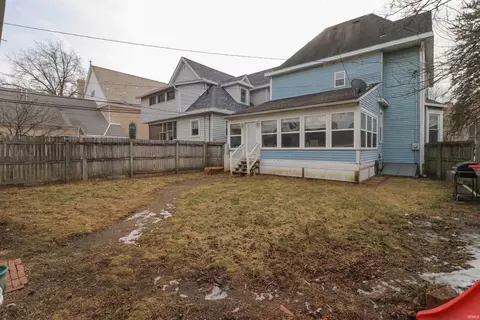 307 E Main St, Delphi, IN 46923 photo 27