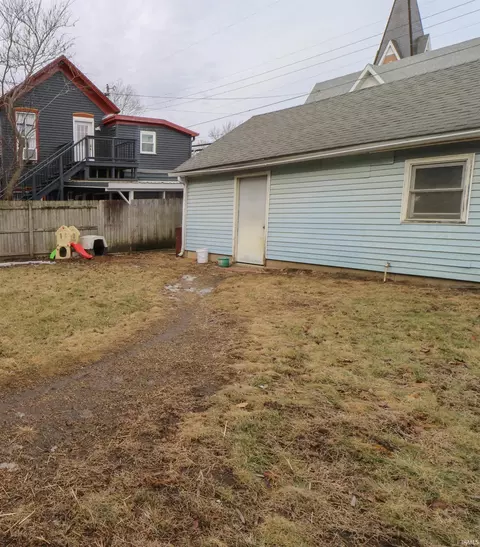 307 E Main St, Delphi, IN 46923 photo 25