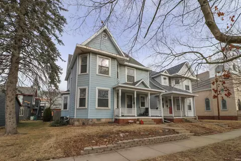 307 E Main St, Delphi, IN 46923 photo 2