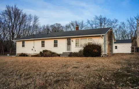 310 S West St, Russiaville, IN 46979