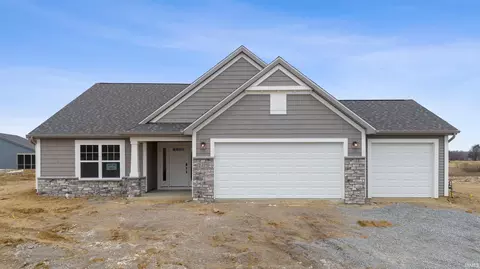 2473 Bandit Cv, Winona Lake, IN 46590