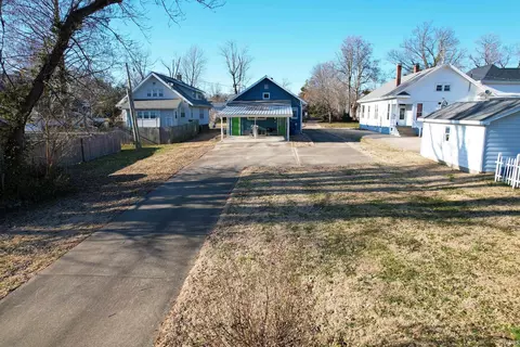 215 E 4th St, Mount Carmel, IL 62863 photo 27