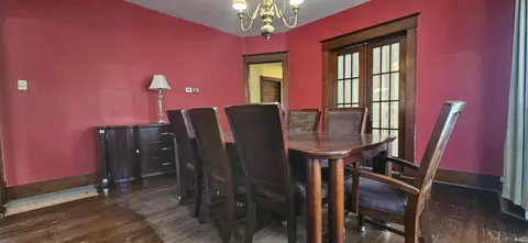 215 E 4th St, Mount Carmel, IL 62863 photo 8