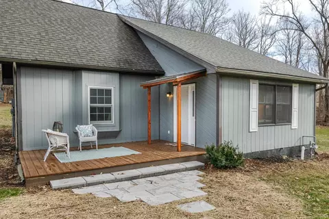 4030 N Hinkle Rd, Bloomington, IN 47408