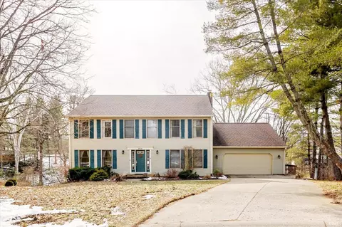 2814 S Churchill Ct, Bloomington, IN 47401