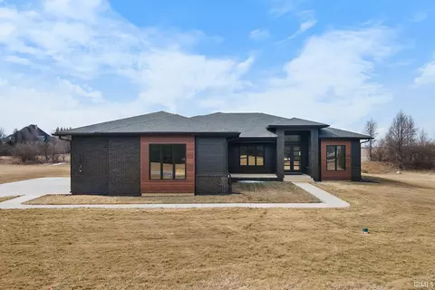 1402 Kingswood Rd, West Lafayette, IN 47906