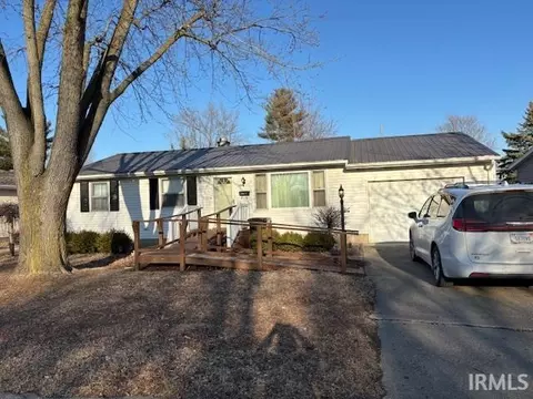 1221 Washington St, Rochester, IN 46975
