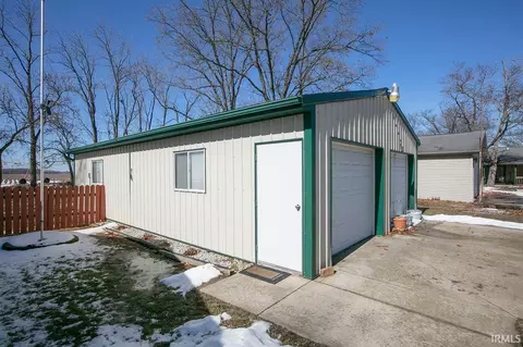 50737 Teall Rd, Bristol, IN 46507 photo 3