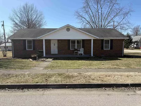 401 S 7th St, Petersburg, IN 47567