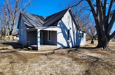 250 N Walnut St, Lyons, IN 47443 photo 19