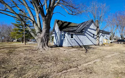 250 N Walnut St, Lyons, IN 47443 photo 18