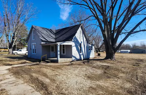 250 N Walnut St, Lyons, IN 47443 photo 2