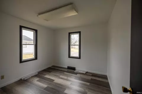 129 W Oak St, Dunkirk, IN 47336 photo 11