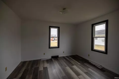129 W Oak St, Dunkirk, IN 47336 photo 12